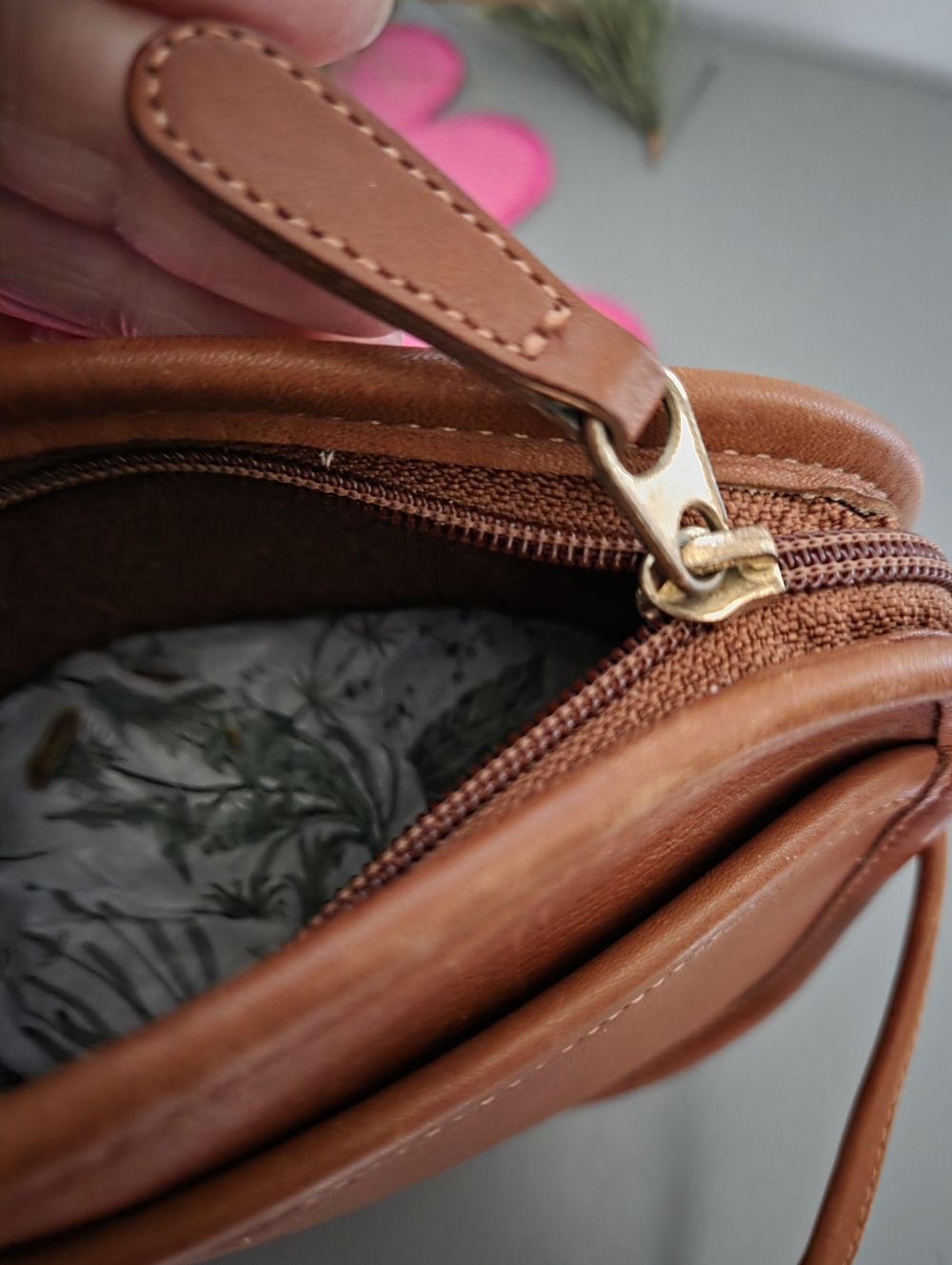 Coach VintageMiniLeather AbbieZipperCrossbody C4D9935USA - Picture 5 of 9